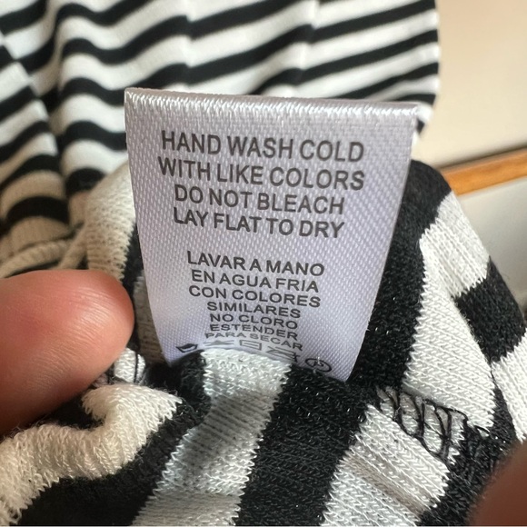 Heart & Hips black & white striped dress Midi Dress size 6 juniors Large NWT - Picture 7 of 9